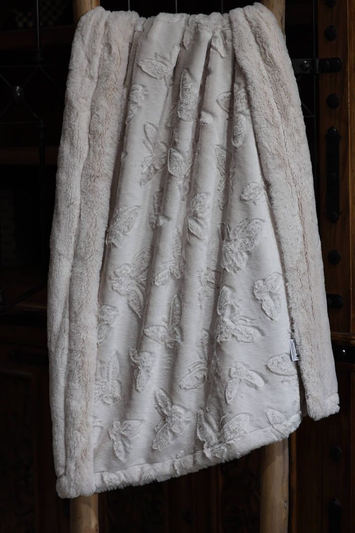 The Pearlisse Blanket