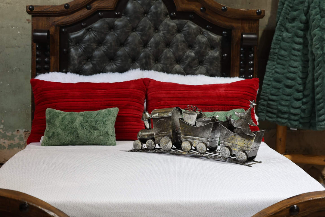 The Silver Dottie Comforter Blanket