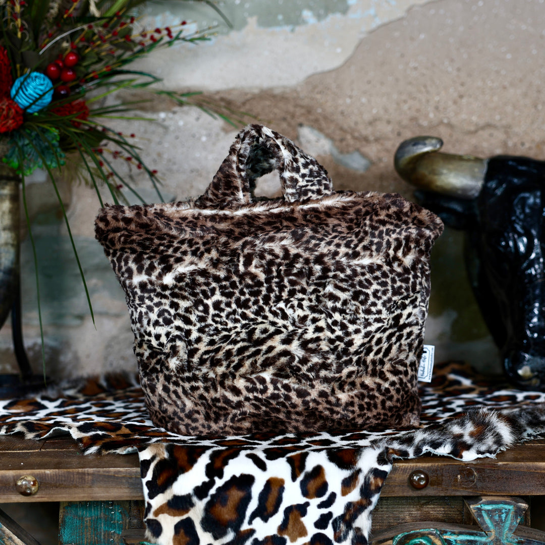 Chocolate Cheetah | Blanket in a Bag