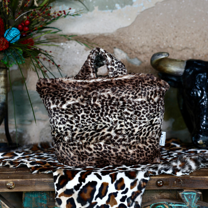 Chocolate Cheetah | Blanket in a Bag