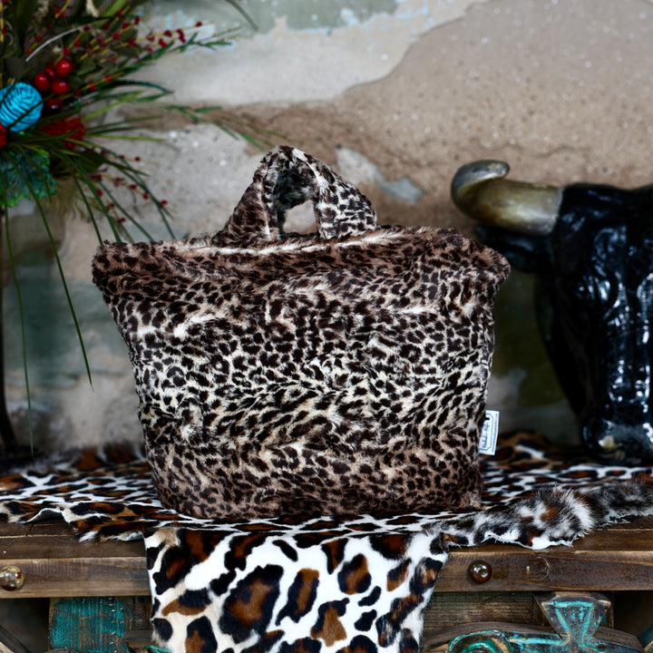Chocolate Cheetah | Blanket in a Bag
