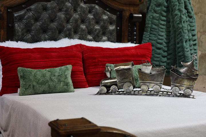 The Silver Dottie Comforter Blanket