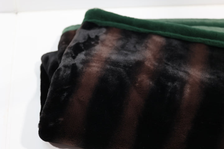 The Café Cove Blanket