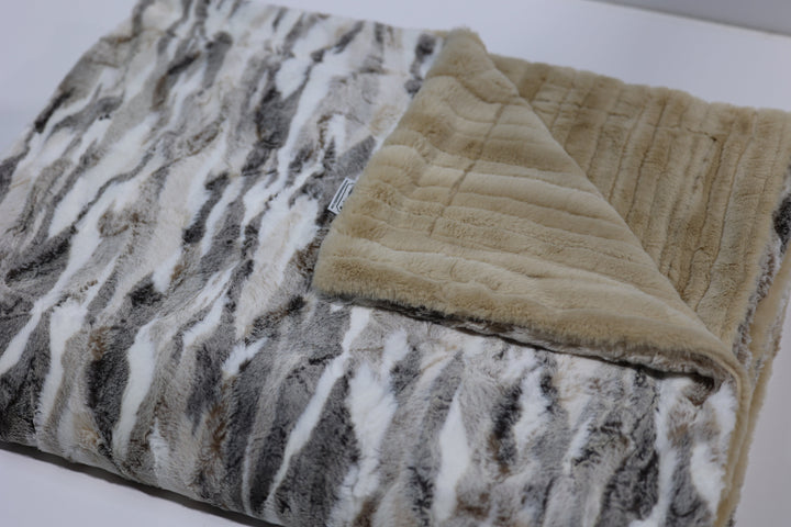 The Golden Dunes Blanket