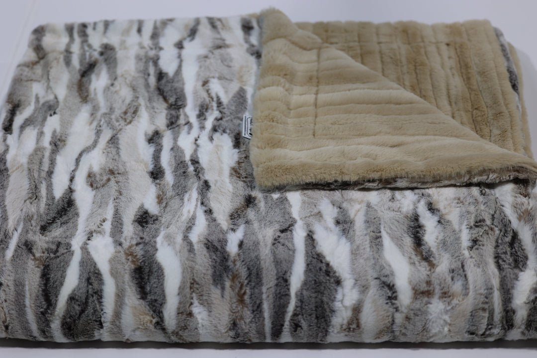 The Golden Dunes Blanket