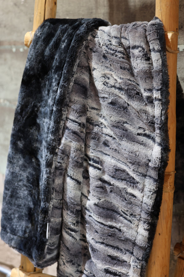 The Onyx Blanket- RTS