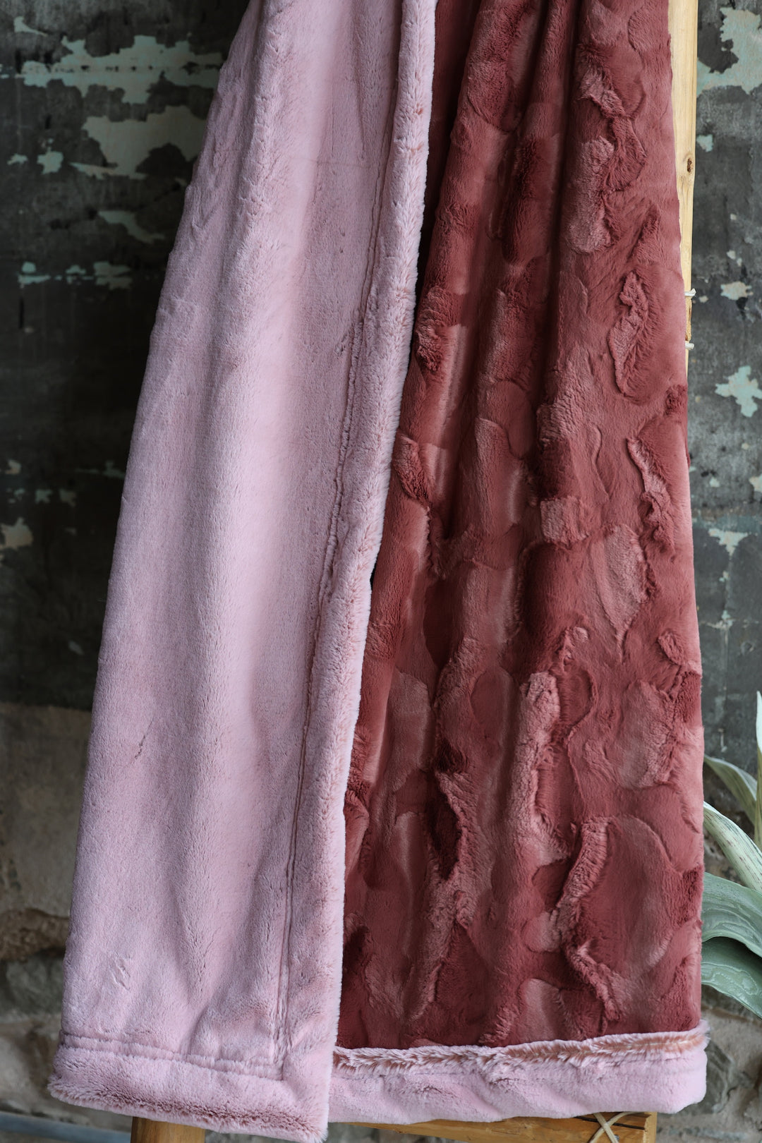 The Cedar Glow Blanket