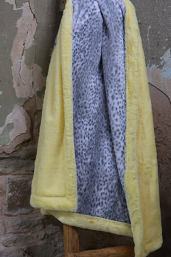 The Golden Haze Blanket- RTS
