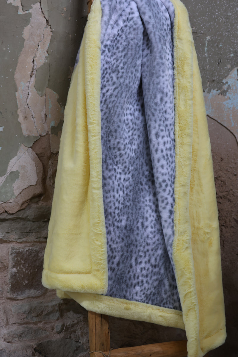 The Golden Haze Blanket- RTS