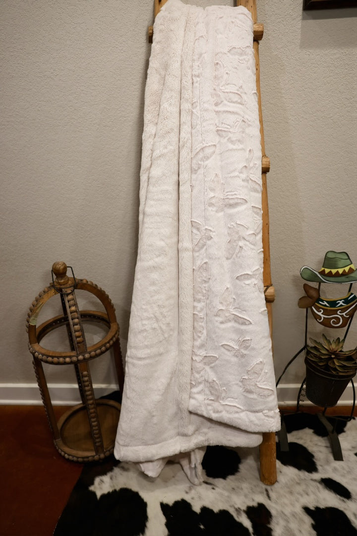 The Dancing in Pink Blanket