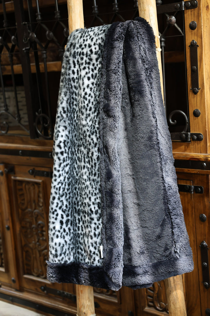 The Phantom Cat Blanket