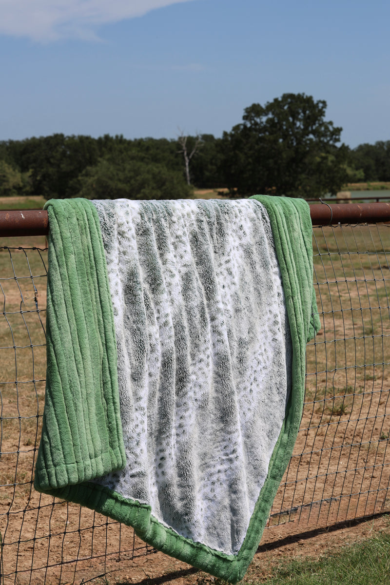 The Soft Pine Blanket- RTS