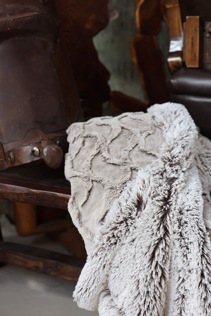 The Cocoa Mist Blanket
