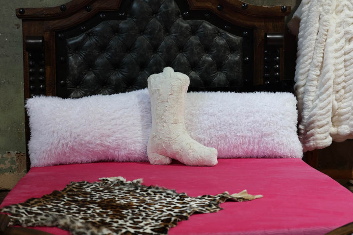 The Fuchsia Tropic Comforter Blanket