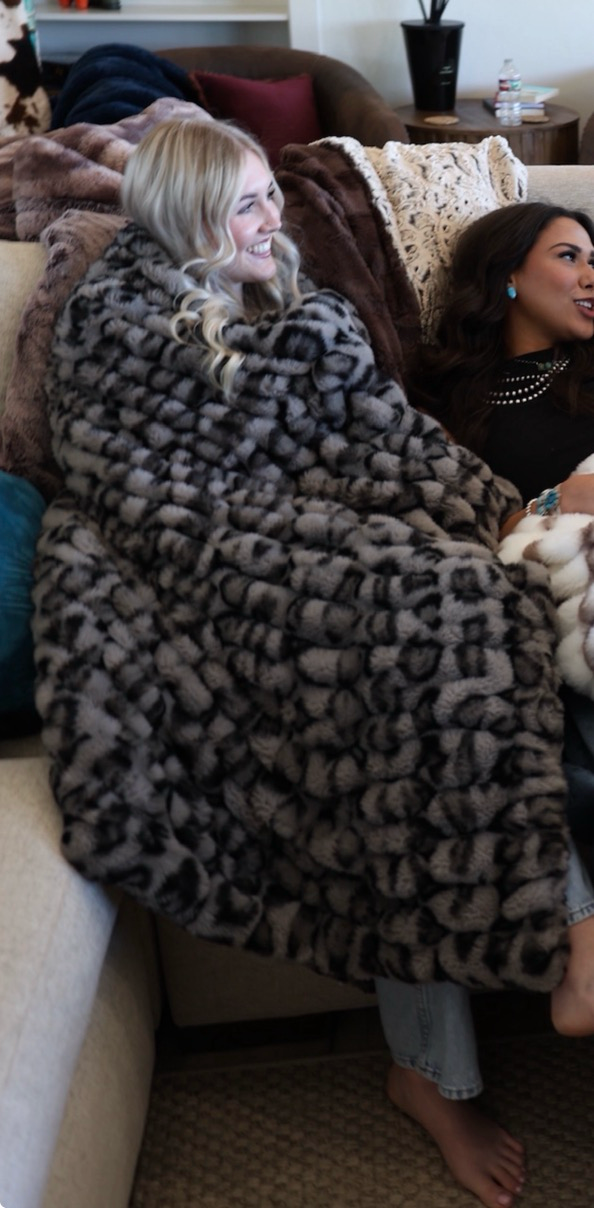 The Silver Clouded Leopard Milan