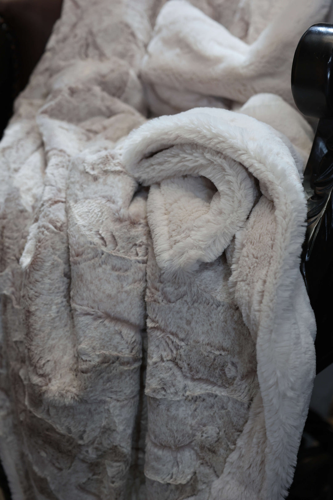The Calm Quartz Blanket