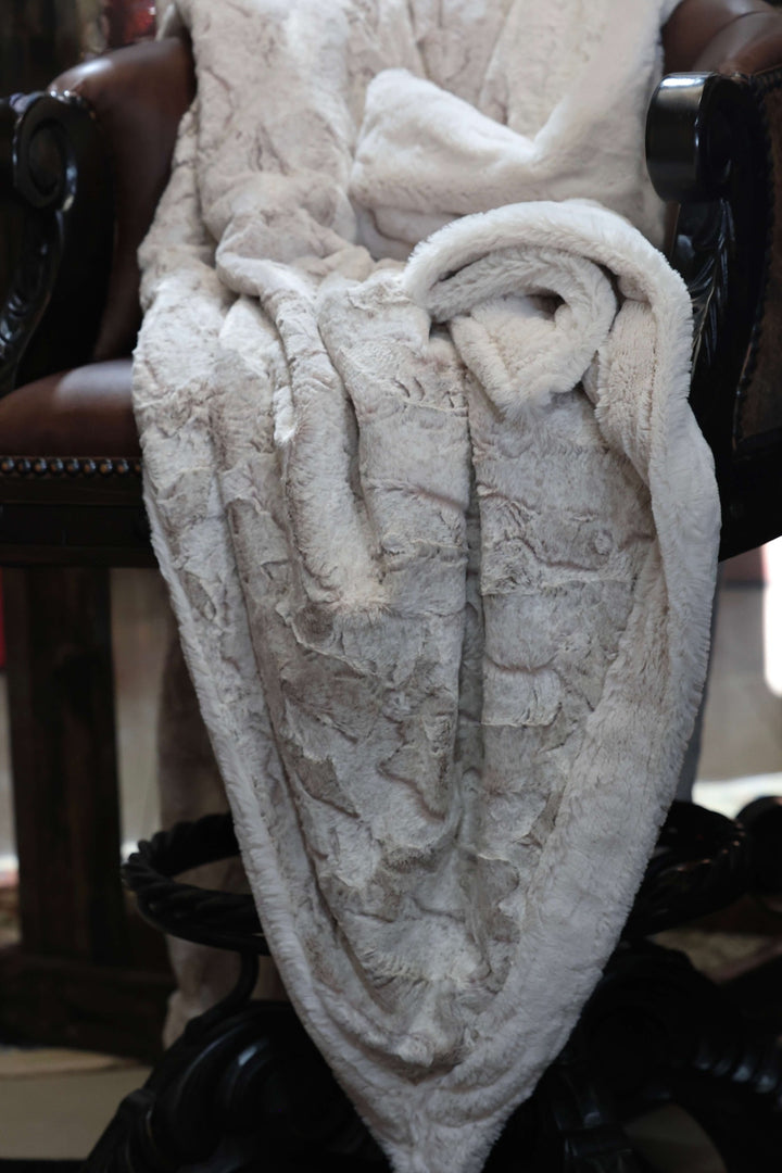 The Calm Quartz Blanket