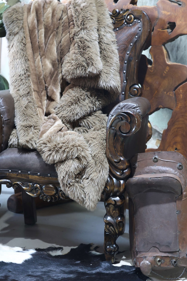The Pecan Paw Blanket