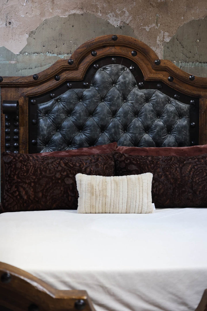 The Sand Dottie Comforter Blanket