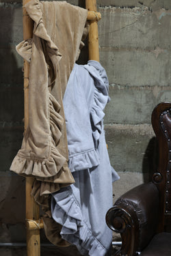 The Ruffle Blanket- RTS