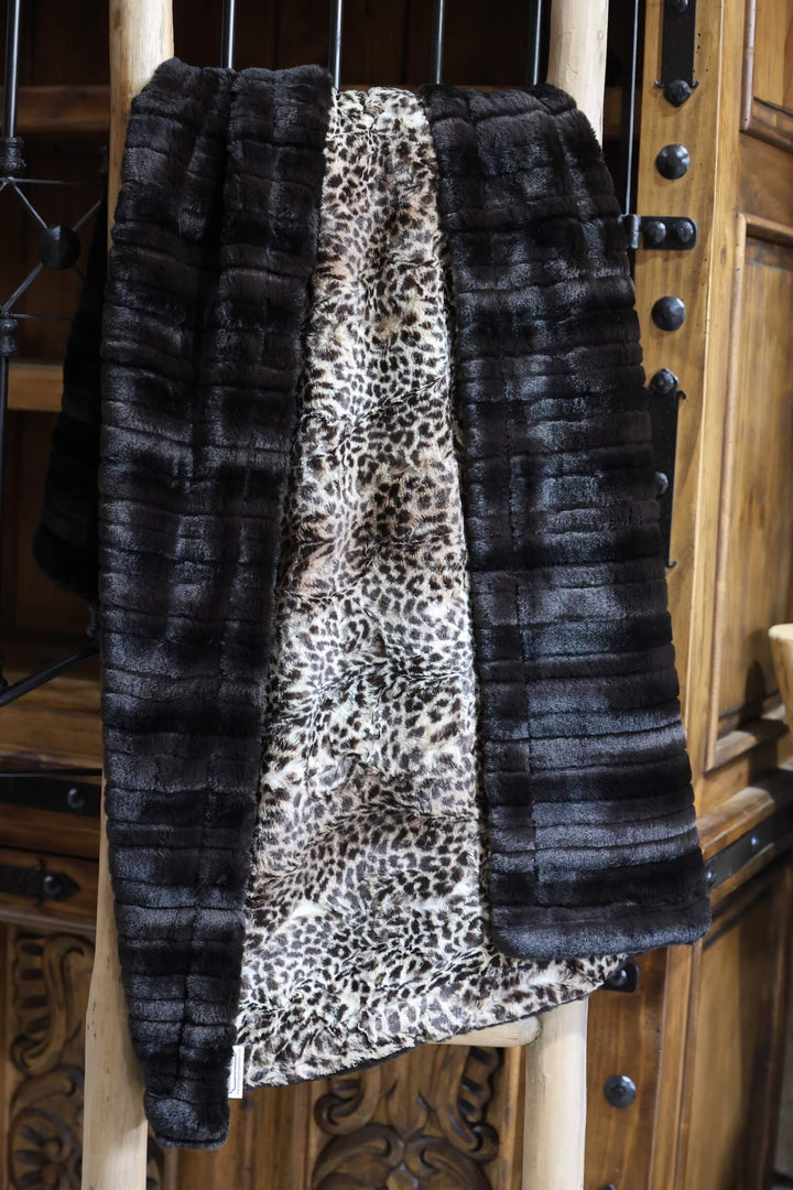 The Briaro Blanket
