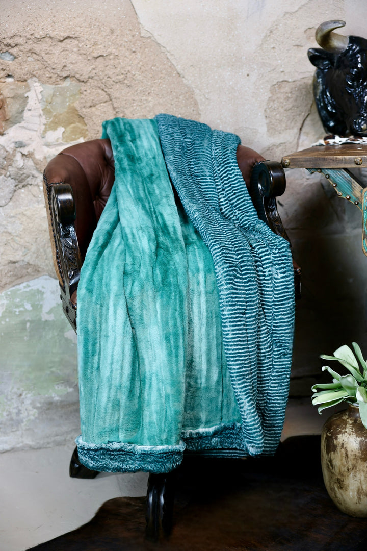 The Spruce Tide Blanket