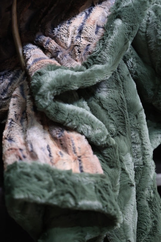 The Backcountry Fox Blanket
