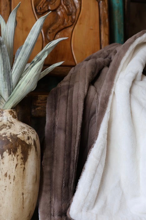 The Soft Taupe Blanket