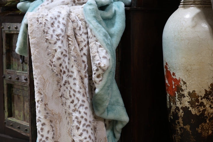 The Wild Agave Leopard Blanket