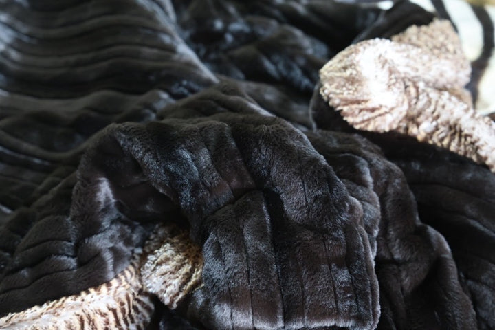 The Espresso Caramel Blanket