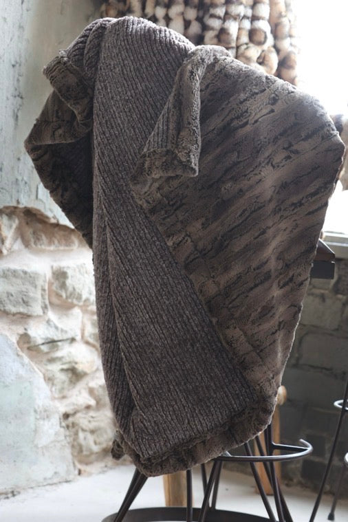 The Chestnut Fox Blanket