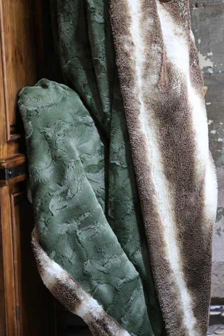 The Ivy Hollow Blanket