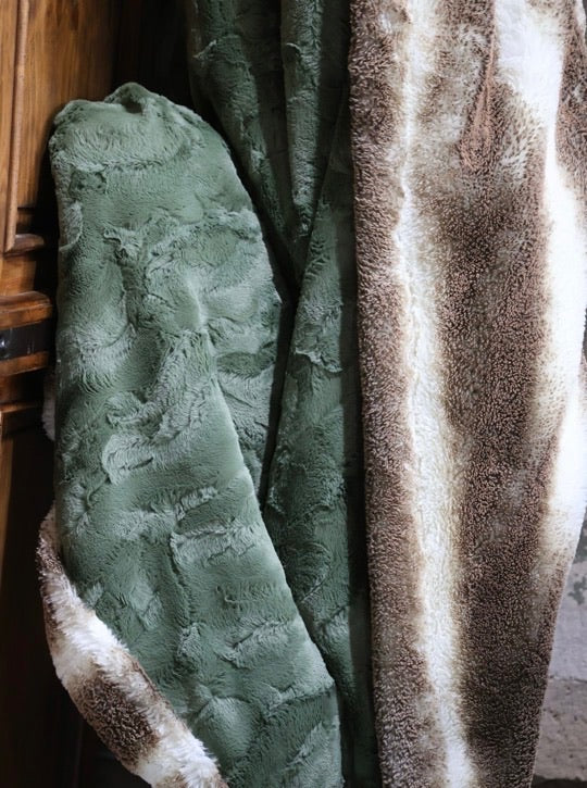 The Ivy Hollow Blanket