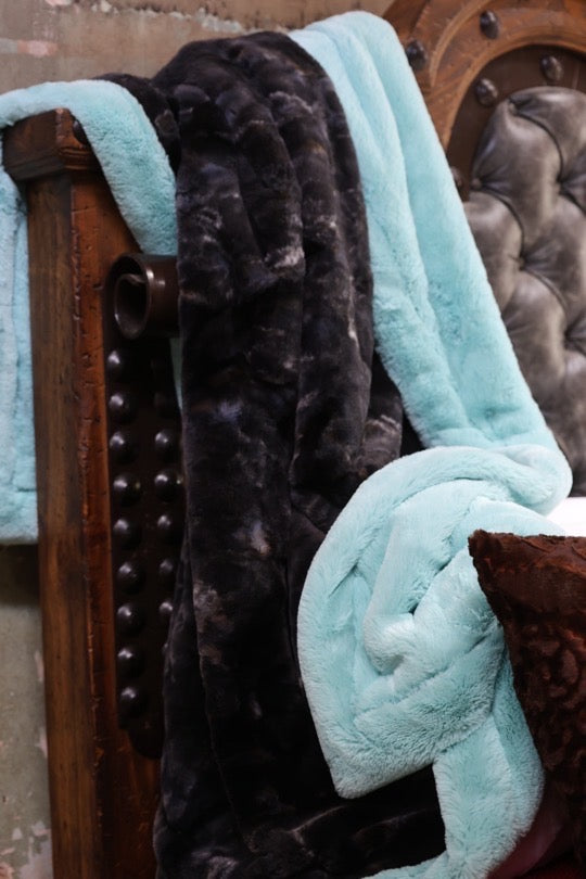 The Turquoise Nugget Blanket