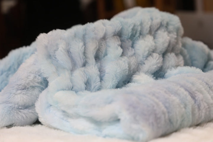 The Unicorn Gelato Milan Blanket