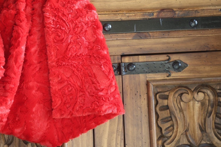 The Peppermint Paisley Blanket