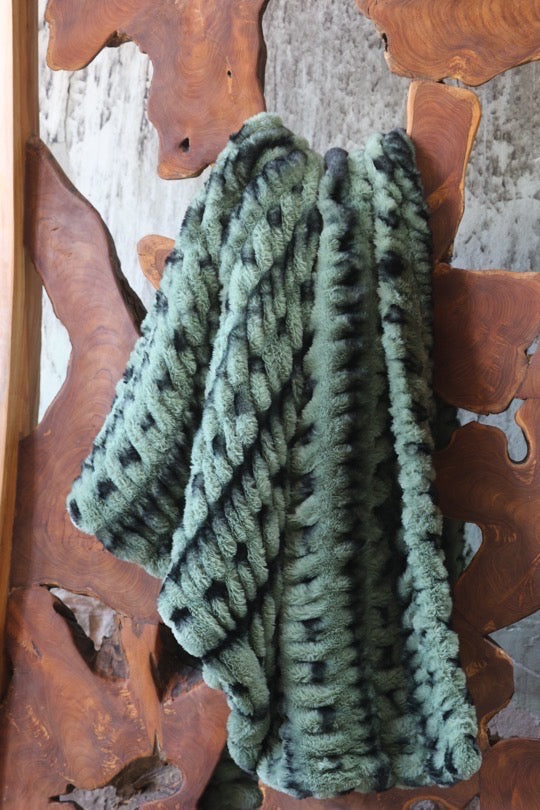 The Ivy Luca Milan Blanket