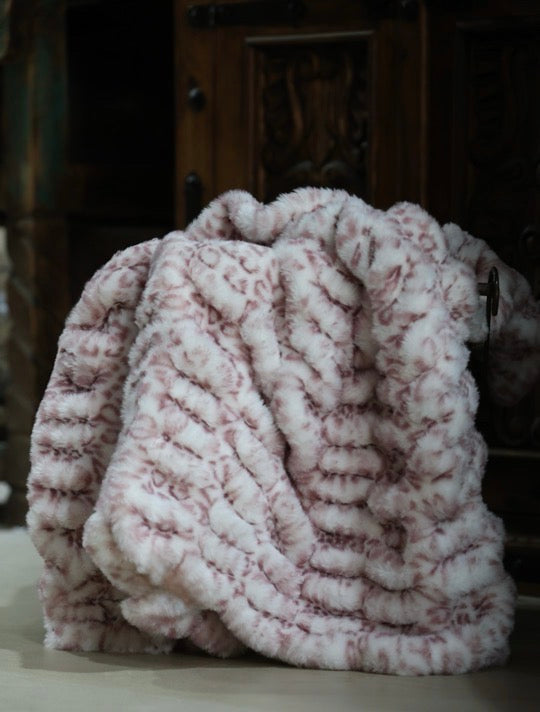 The Rich Girl Milan Blanket