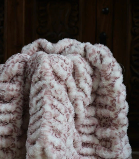 The Rich Girl Milan Blanket