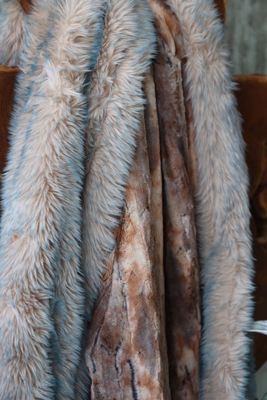 The Dusty Cocoa Blanket