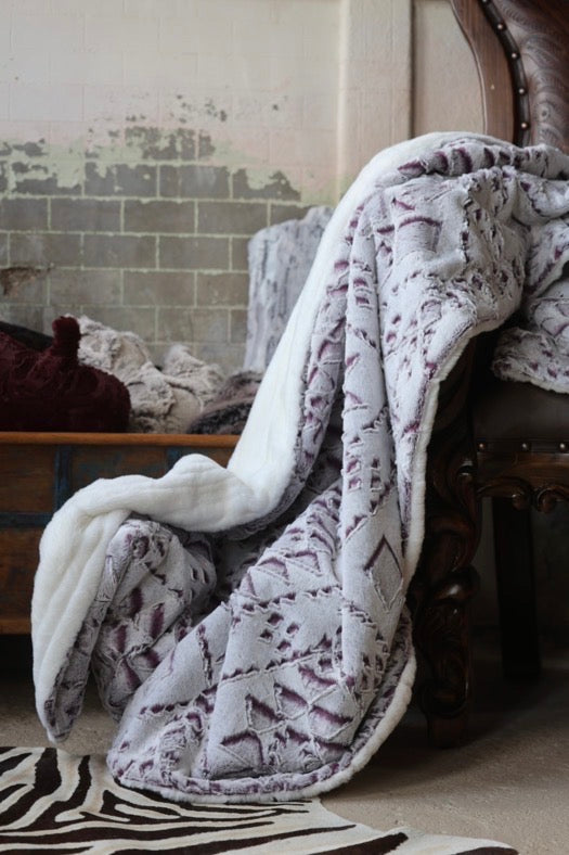 The Red Roan Luxe Blanket
