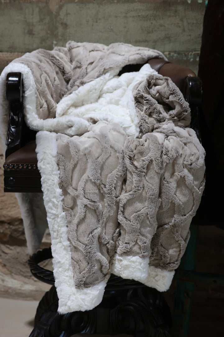 The Cocoa Blanc Blanket