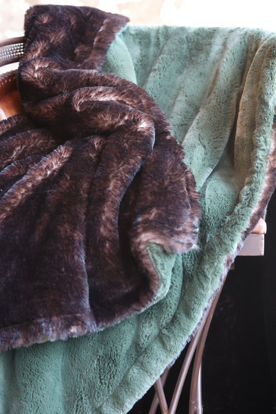 The Deepwood Espresso Blanket