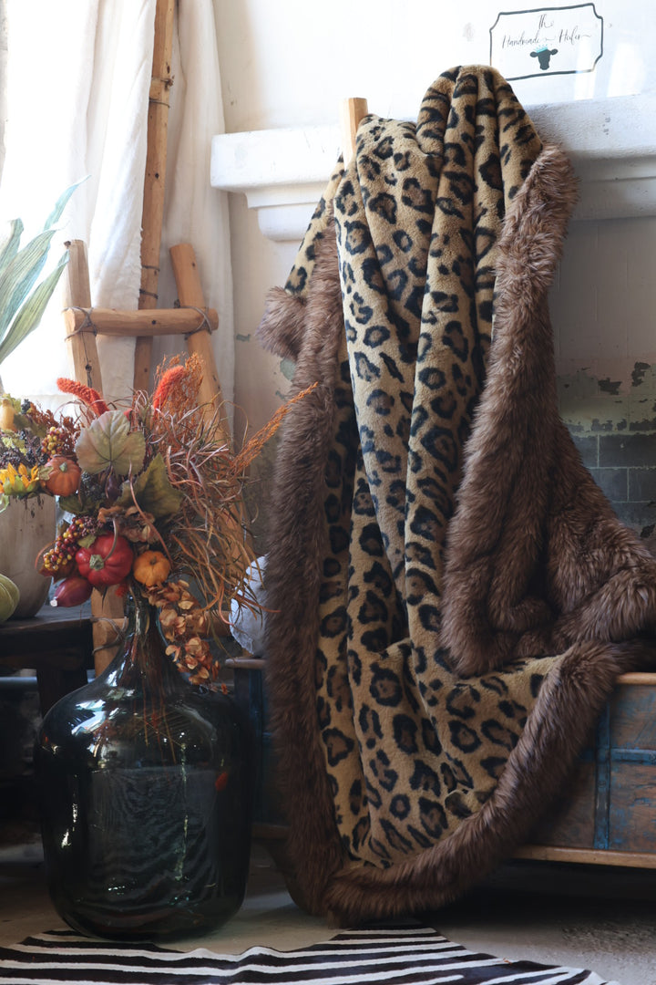 The Grizzley Jaguar Blanket