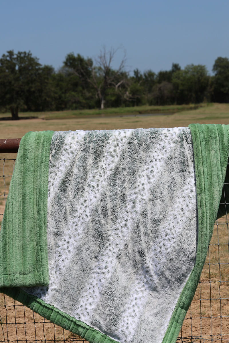 The Soft Pine Blanket- RTS