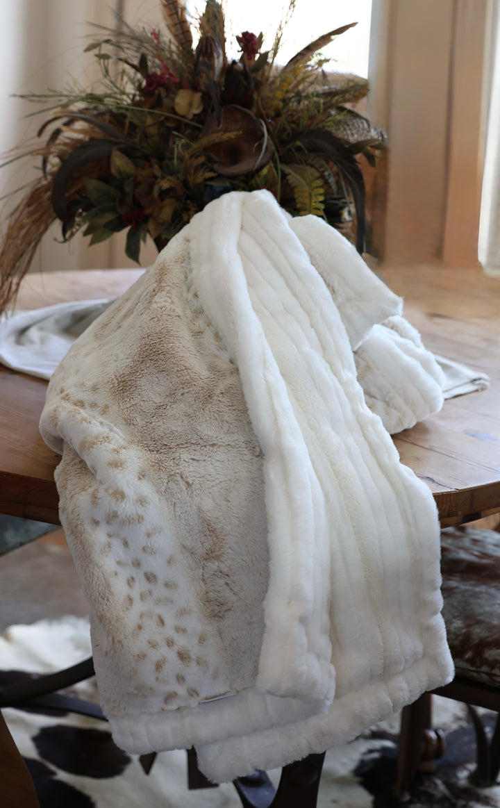 The Oat De Luxe Blanket