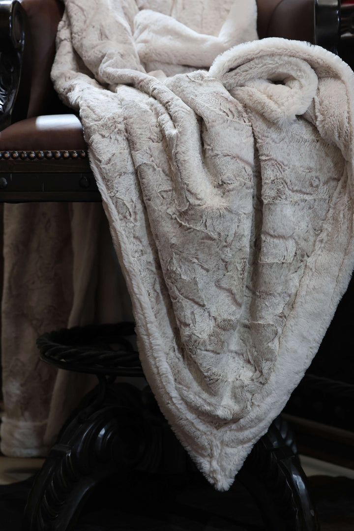 The Calm Quartz Blanket