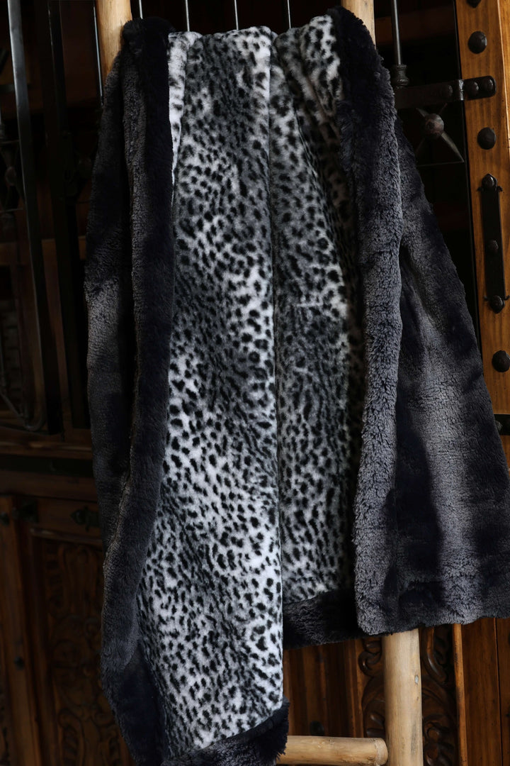 The Phantom Cat Blanket