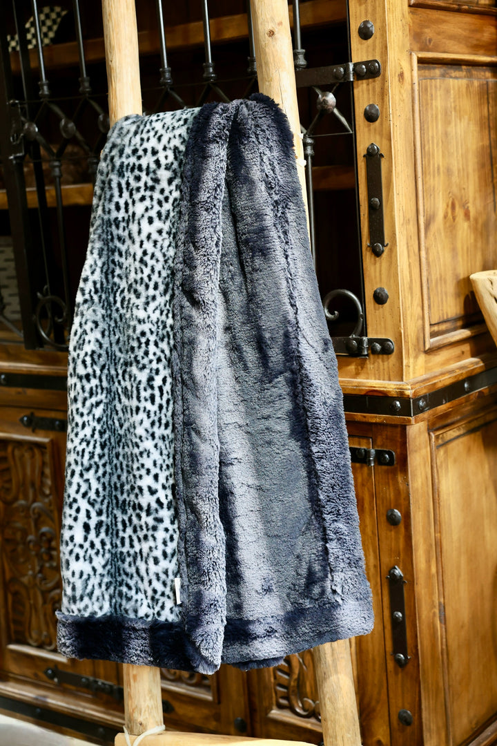 The Phantom Cat Blanket