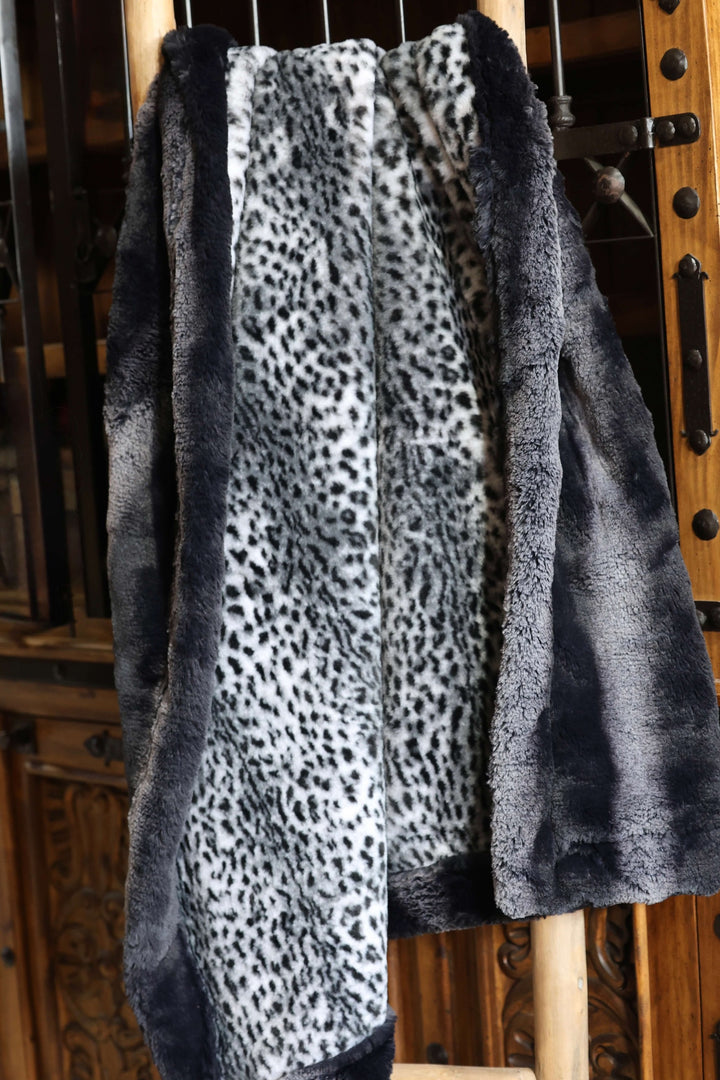 The Phantom Cat Blanket